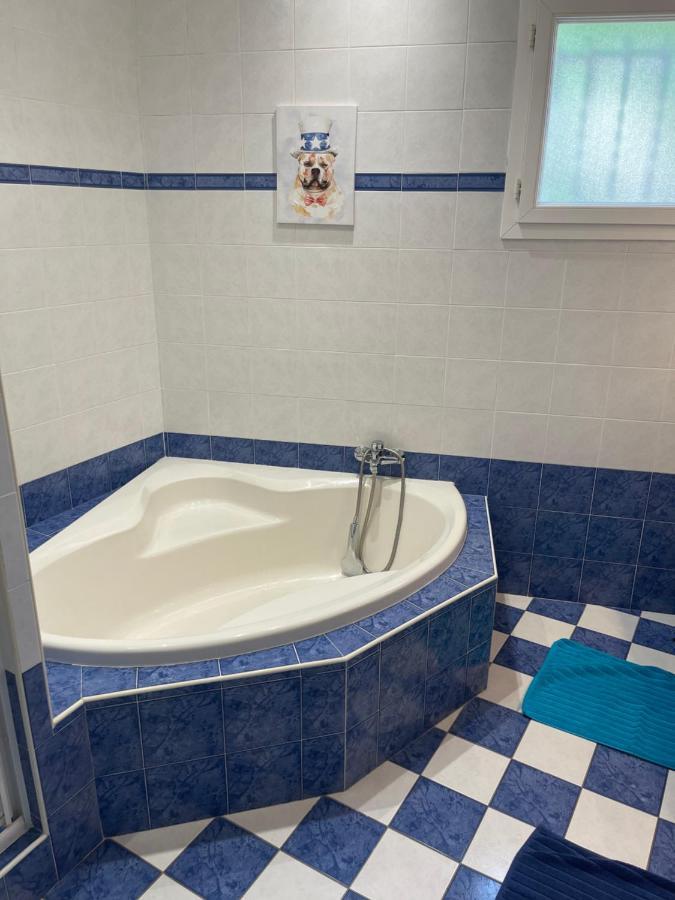 Au Jardin De Papy Guest House Veranne Екстериор снимка